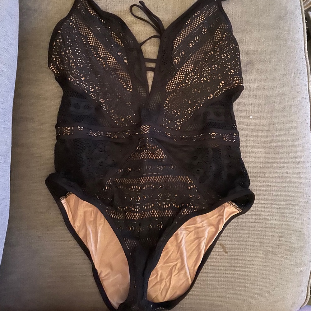 Becca bathing suit bundle